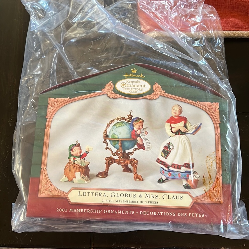 NIB 2001 Hallmark Keepsake-Letters, Globus, & Mrs. Claus 3 piece set ornaments